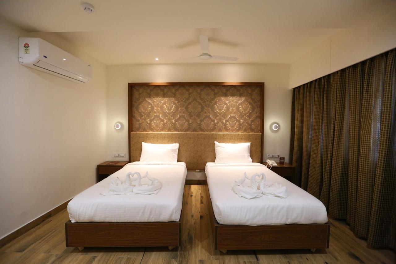 Hotel Shubham Palace Χιντεραμπάντ Εξωτερικό φωτογραφία